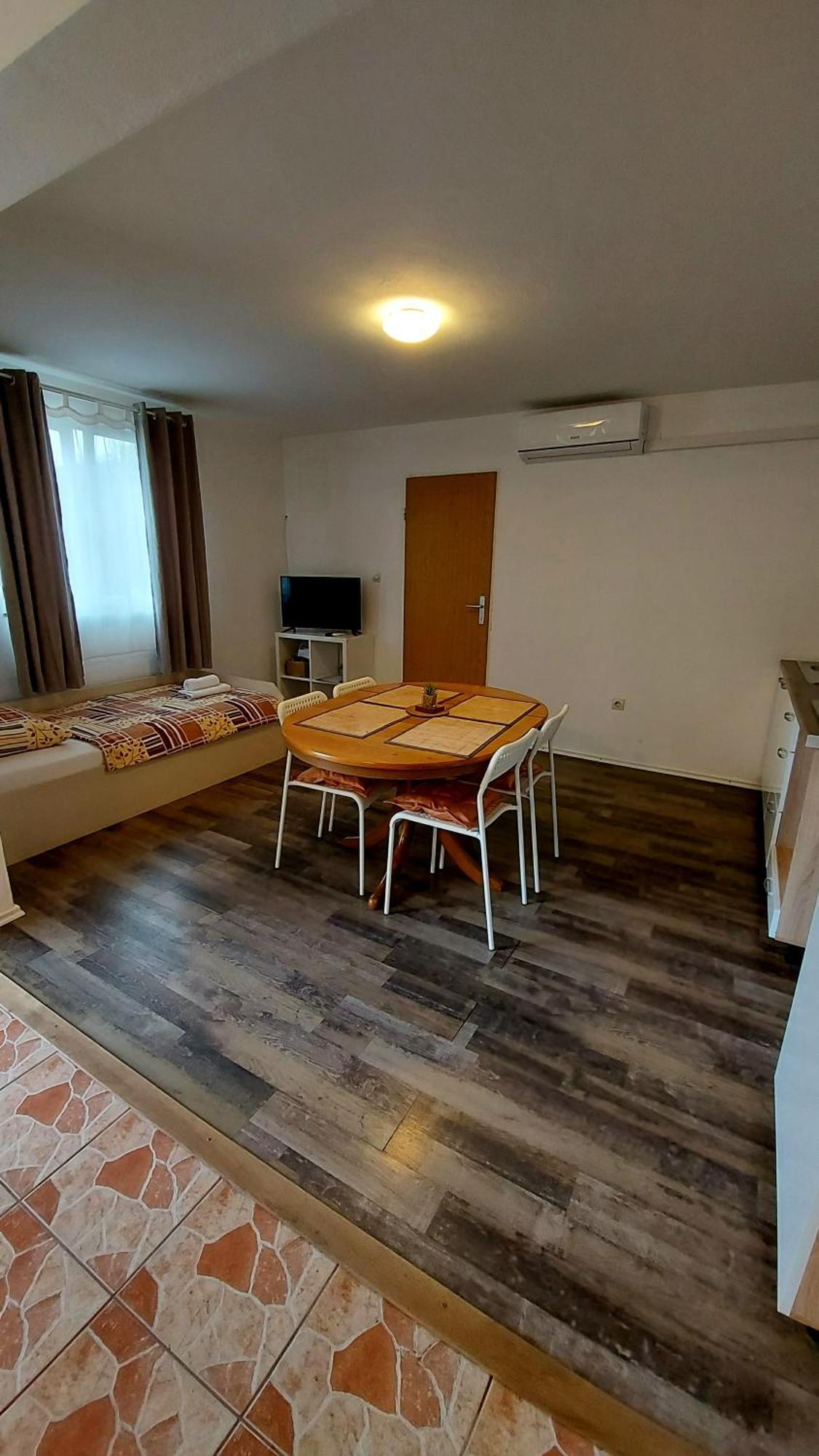 House Mesic Lejlighed Smoljanac Værelse billede